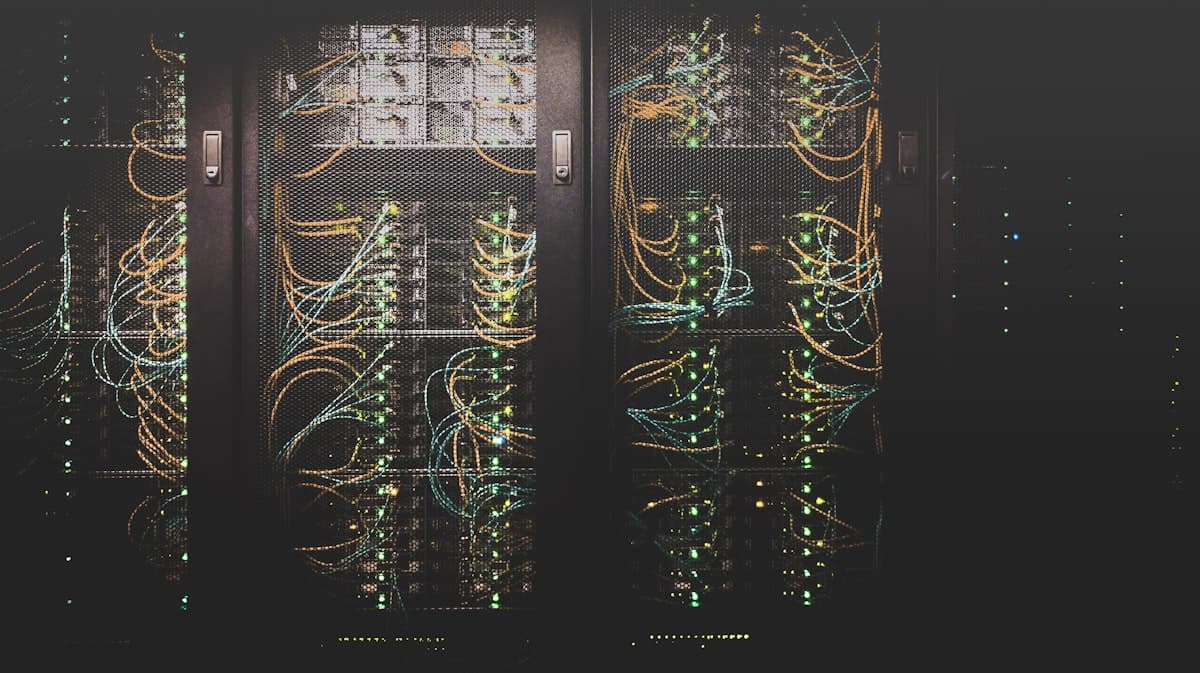 Serverracks und Rechenzentrumsinfrastruktur